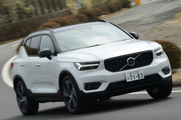 ボルボ XC40 T5 AWD R-DESIGN 1ST EDITION