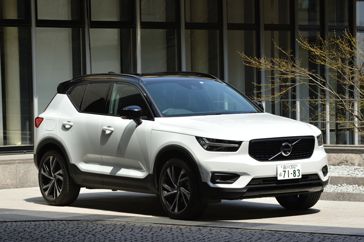 ボルボ XC40 T5 AWD R-DESIGN 1ST EDITION