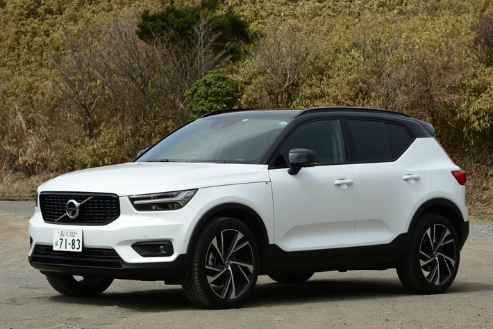 ボルボ XC40 T5 AWD R-DESIGN 1ST EDITION