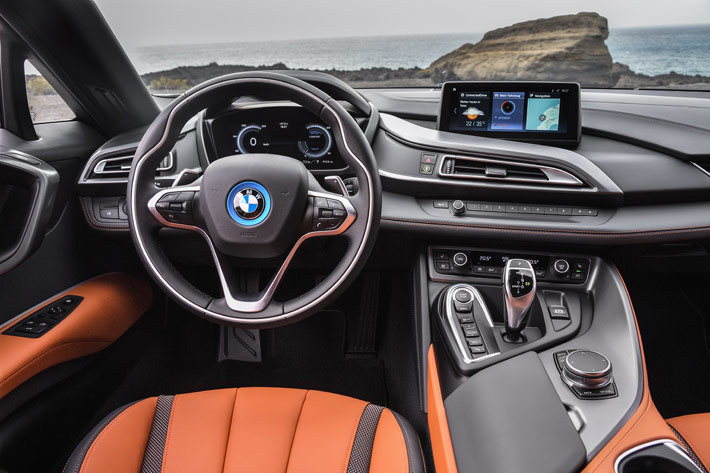 BMW 新型 i8ロードスター