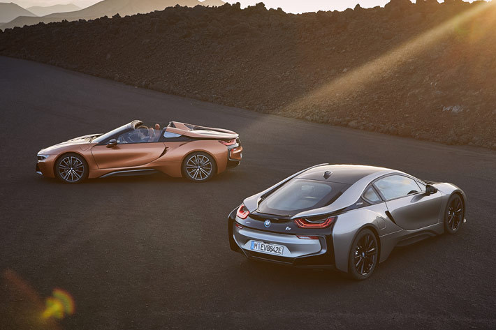 BMW 新型 i8クーペと新型 i8ロードスター