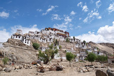 ラダック地方のあちこちにあるチベット仏教寺院（ゴンパ）