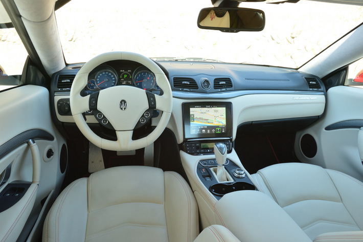 Maserati Granturismo マセラティ グランツーリズモ 4 7リッターv型8気筒エンジン搭載のフラッグシップモデル 画像ギャラリー No 2 徹底検証 21年新型車種ー試乗レポート Mota Maserati Granturismo マセラティ グランツーリズモ 4 7リッターv型8気筒エンジン搭載のフラッグシップモデル 画像ギャラリー No 2 徹底検証 21年新型車種ー試乗レポート Mota