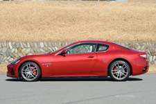 マセラティ グラントゥーリズモ スポーツ