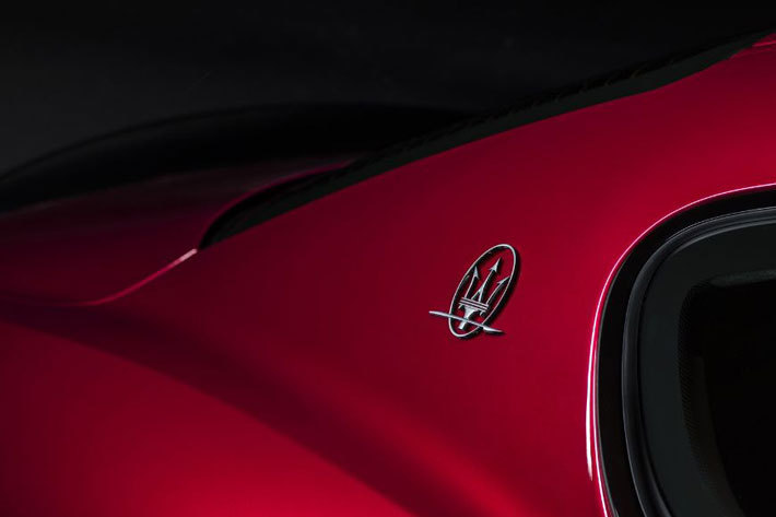 マセラティ グラントゥーリズモ