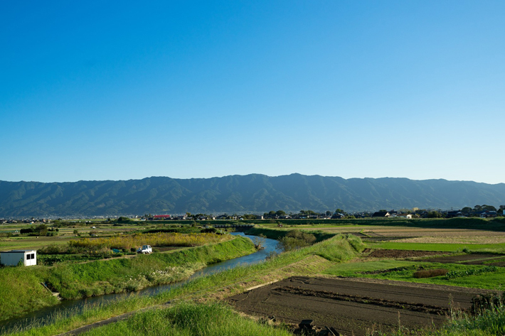 クルマがないと非常に不便な地域（イメージ）