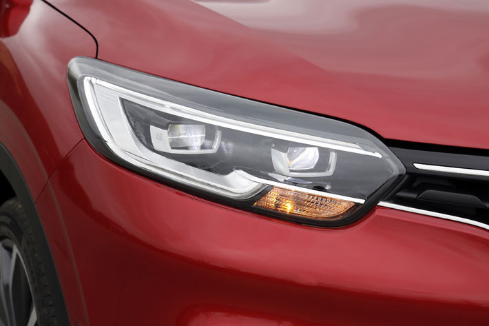 ルノー カジャー インテンス[FF／ボディカラー：ルージュフラム]