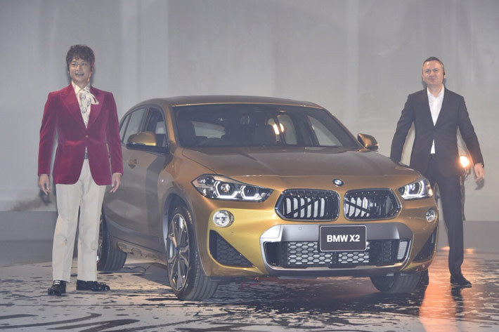 BMW 新型X2／発表会に登場した香取慎吾さん