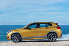 BMW 新型X2 Mスポーツ X