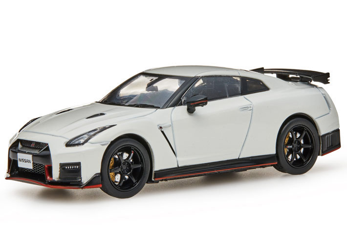 Nismo Nissan GT-R ミニカー 1870万円でも販売絶好調の「GT-R NISMO」がミニカーになって登場