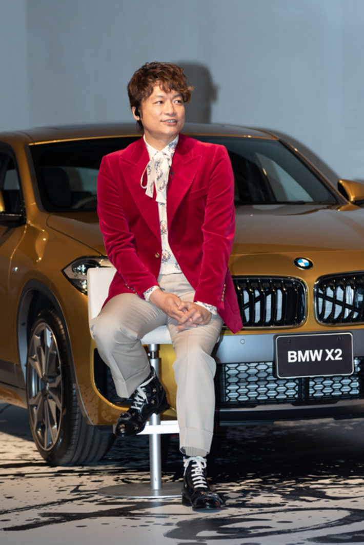 レクサス 新型車esが日本上陸 Bmwを運転する香取慎吾がかっこいい 週間ランキングtop5 画像ギャラリー No 55 業界先取り 業界ニュース 自動車ニュース21国産車から輸入車まで Mota