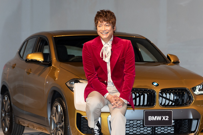 香取慎吾氏がbmw 新型x2のムービーに出演 新しい自分が始まる 瞬間を映像と音楽で表現 業界先取り 業界ニュース 自動車ニュース21国産車 から輸入車まで Mota