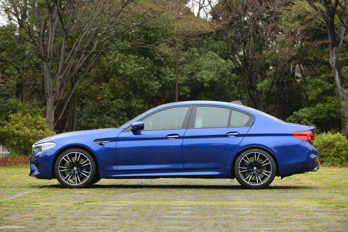 BMW M5