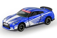 ドライブヘッド仕様のオリジナル「日産 GT-R」 トミカ 警察ver.