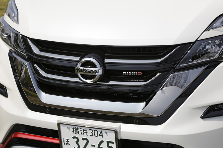 日産 セレナNISMO