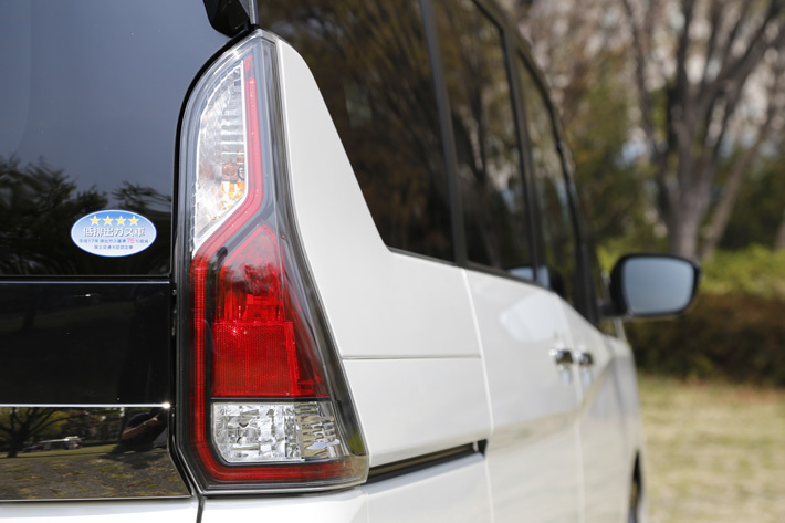 日産 セレナNISMO