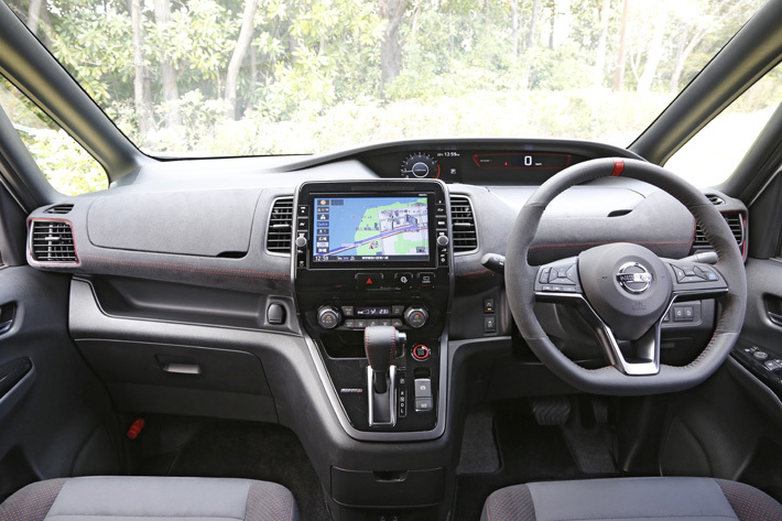 日産 セレナNISMO