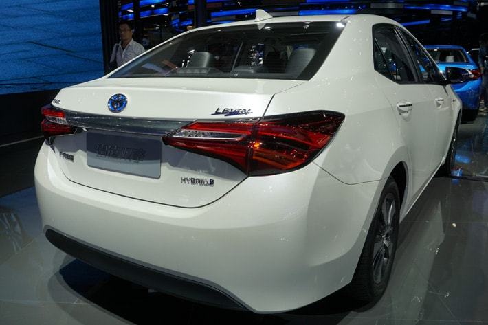 「トヨタ レビン ハイブリッド」(中国名：雷凌 双撃)[広汽トヨタ・中国販売モデル]【上海ショー2017】