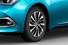 トヨタ カローラPHV