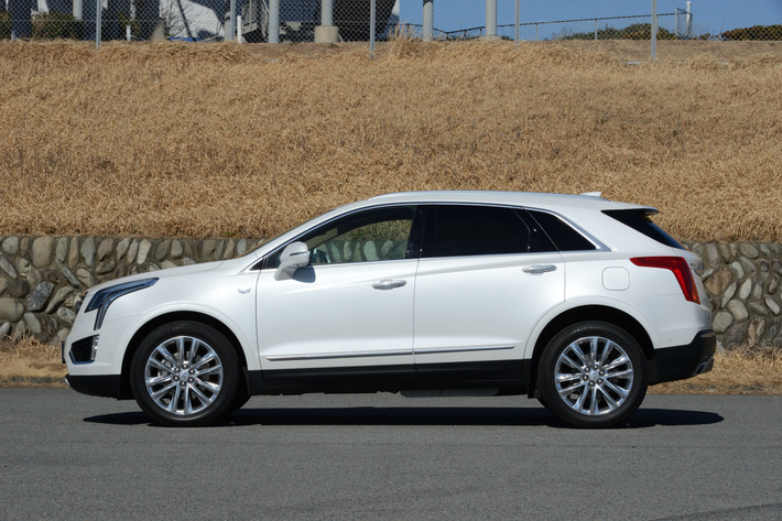 キャデラック XT5クロスオーバー(CADILAC XT5 CROSSOVER)