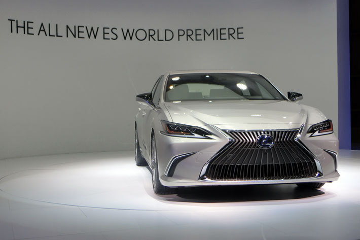 み*み様 レクサス es グリル Lexus_ES_20210827_3 画像｜マイナーチェンジを受けたレクサスES