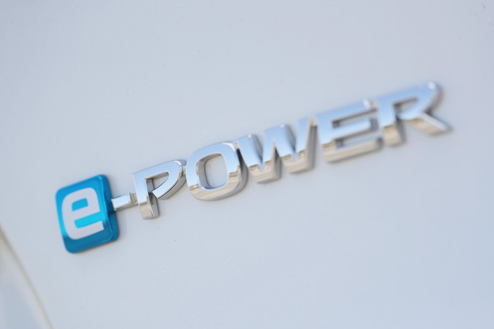 日産 ノート e-POWER C-Gear（シーギア）