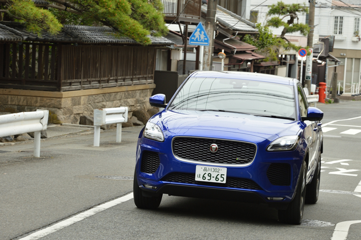 JAGUAR E-PACE（ジャガー Eペイス） R-DYNAMIC SE 2.0L P250