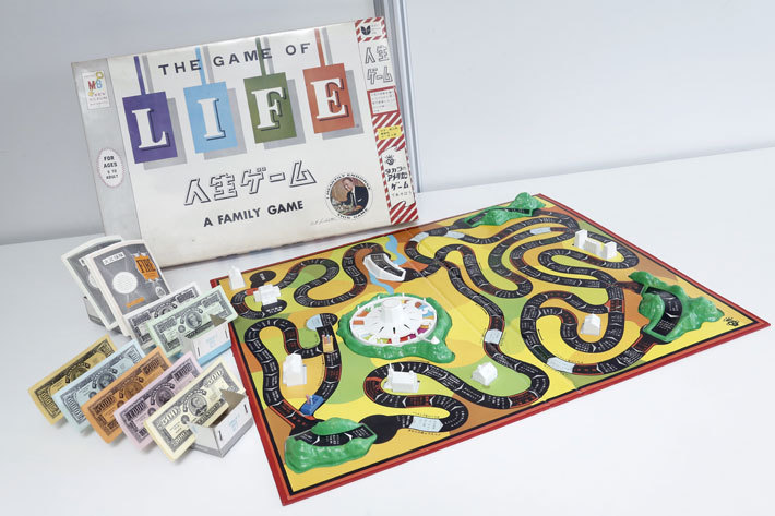 希少な1968年の初代「タカラ 人生ゲーム」(タカラトミー)