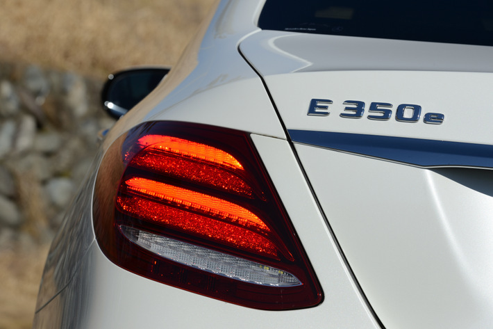 メルセデス ベンツ 50e Eクラス Phv 試乗 エコは損得勘定だけでは測れない 1 2 徹底検証 18年新型車種ー試乗レポート Mota メルセデス ベンツ 50e Eクラス Phv 試乗 エコは損得勘定だけでは測れない 1 2 徹底検証 18年新型車種ー試乗レポート Mota