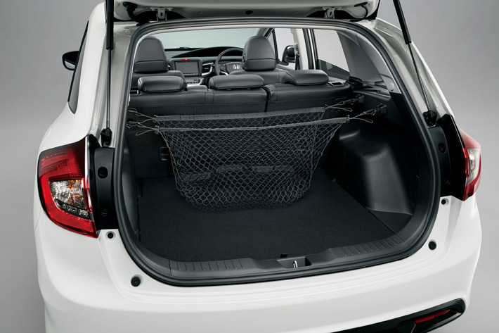 ホンダ ジェイドにプレミアム感が高まる純正アクセサリーが登場 画像ギャラリー No 24 業界先取り 業界ニュース 自動車ニュース21国産車 から輸入車まで Mota