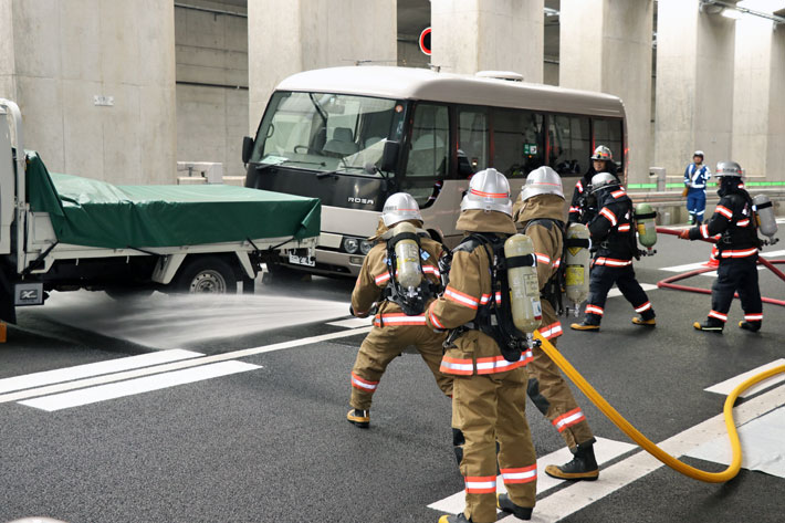 自動車火災はなぜ起こる 対策する方法はあるのか コラム Mota 自動車火災はなぜ起こる 対策する方法はあるのか コラム Mota