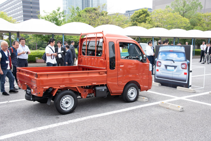 ダイハツ 新型 ハイゼット トラック[ダイハツ ハイゼット トラック 新機能体感試乗会：2018年5月17日・ホテルニューオータニ幕張(千葉県千葉市)]