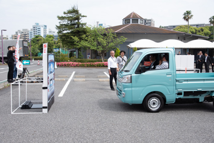 ダイハツ 新型 ハイゼット トラック[ダイハツ ハイゼット トラック 新機能体感試乗会：2018年5月17日・ホテルニューオータニ幕張(千葉県千葉市)]