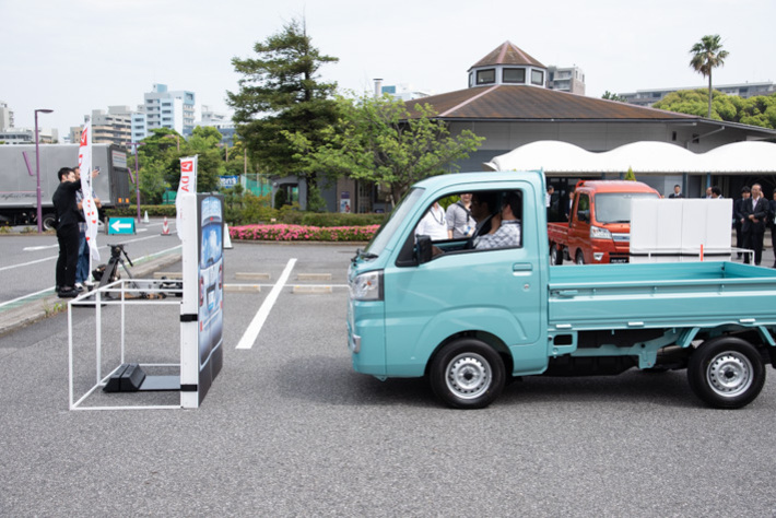 ダイハツ 新型 ハイゼット トラック[ダイハツ ハイゼット トラック 新機能体感試乗会：2018年5月17日・ホテルニューオータニ幕張(千葉県千葉市)]