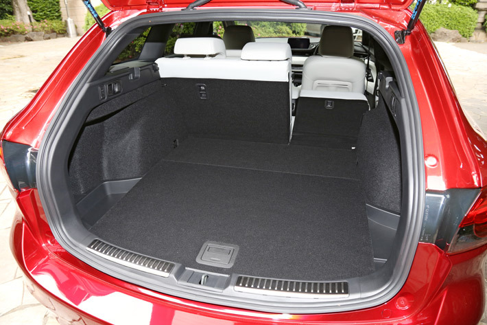 マツダ アテンザワゴン（2.5G）外装／2018年5月大幅改良モデル