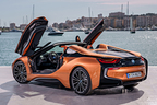 BMW i8ロードスター