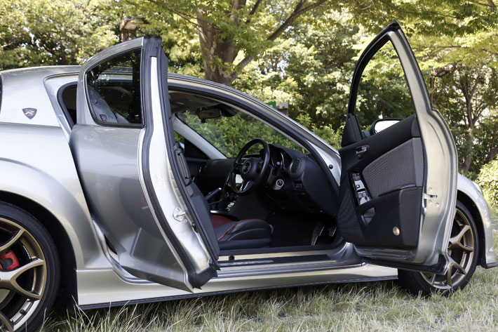 観音開きドアを採用していた国産車3選 乗降性や積載性に優れたモデルを紹介 徹底検証 22年mota車購入ガイド Mota