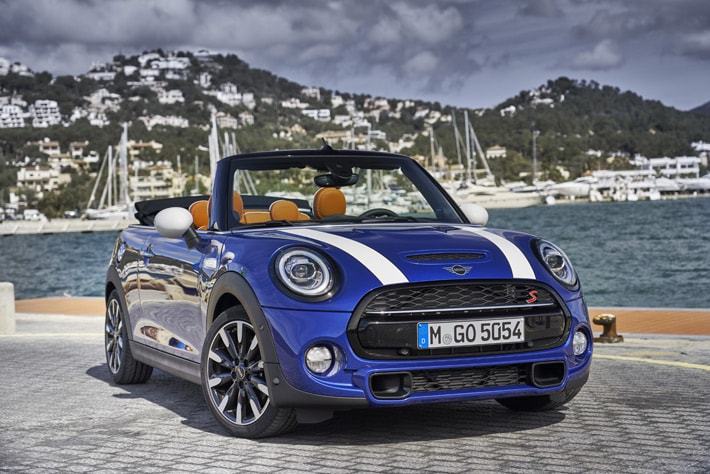 MINI ミニコンバーチブル（2018年マイナーチェンジモデル）