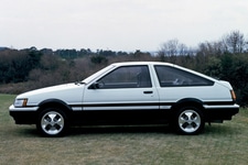 ““ハチロク（AE86）””こと、トヨタ カローラレビン