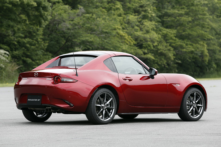 マツダ ロードスターRF（2018年6月一部改良）