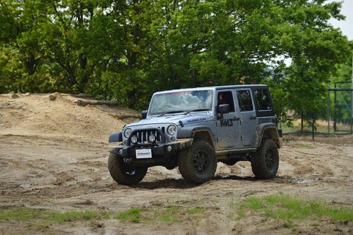 装着タイヤ：BFGoodrich マッドテレインT/A　KM3