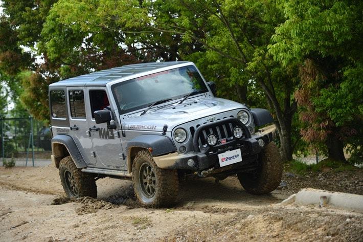 装着タイヤ：BFGoodrich マッドテレインT/A　KM3