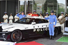 栃木県警に納車された日産 GT-Rのパトカー