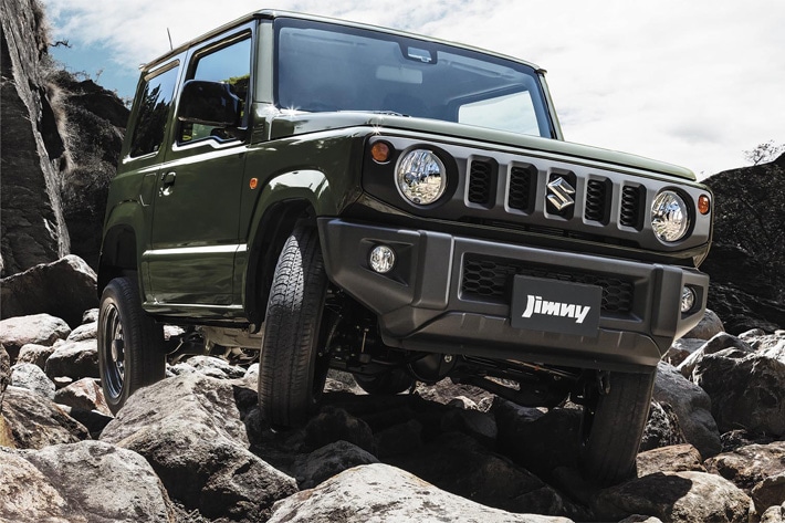 スズキ ジムニー歴代モデル解説 軽の本格クロカン4wd ジムニーの歴史をおさらい 話題を先取り 新型車解説18 Mota スズキ ジムニー歴代モデル解説 軽の本格クロカン4wd ジムニーの歴史をおさらい 話題を先取り 新型車解説18 Mota