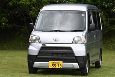 ダイハツ ハイゼットカーゴ デラックス ”SA III”[2WD]