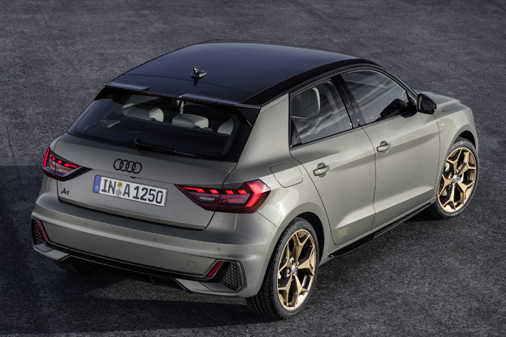 アウディ 新型 A1スポーツバック