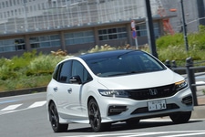 ホンダ ジェイド RS