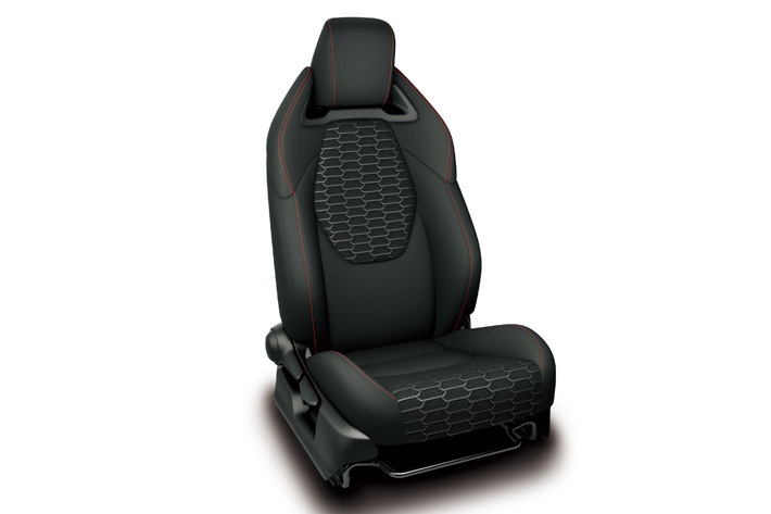トヨタ 新型カローラスポーツ