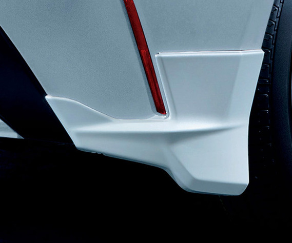 トヨタ 新型カローラスポーツ用 モデリスタカスタマイズアイテム