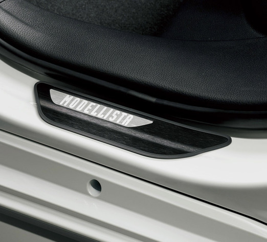 トヨタ 新型カローラスポーツ用 モデリスタカスタマイズアイテム